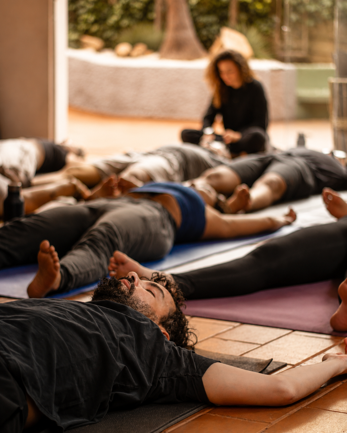 Repouso coletivo em śavāsana